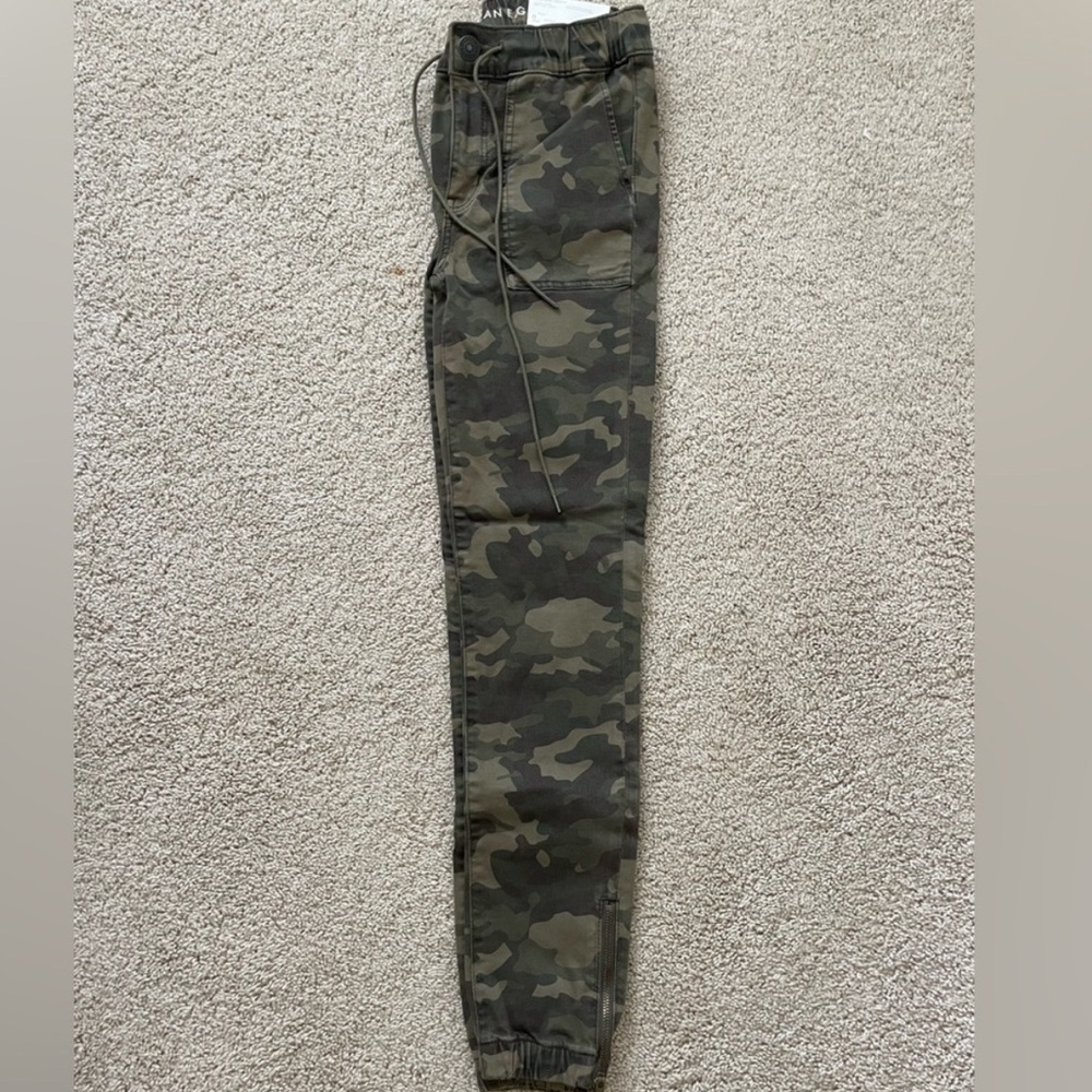 NWT American Eagle Camo Jegging Joggers Size 0 - Picture 4 of 4